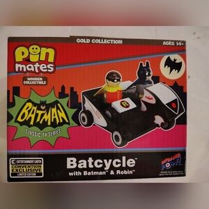 2020 SDCC Exclusive Limited Edition PinMates: Batcycle with Batman & Robin
